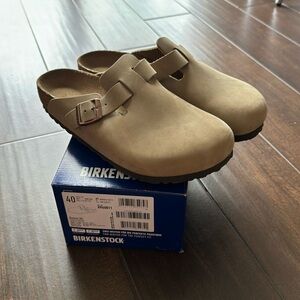 Birkenstock Boston BS women’s size 40/9, men’s 7